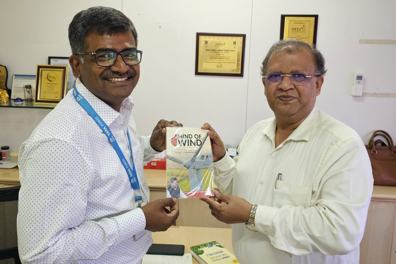 Dr Karunamoorthy has presented the book  “mind of wind” to the Samant Rajiv BD  ConsultuntTata Power Renewable Energy